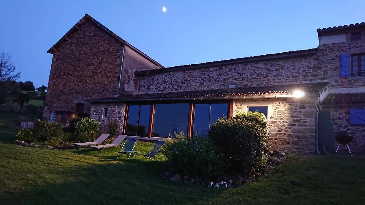 Gîtes&Chambres d'hôtes Peyrecout Laparrouquial