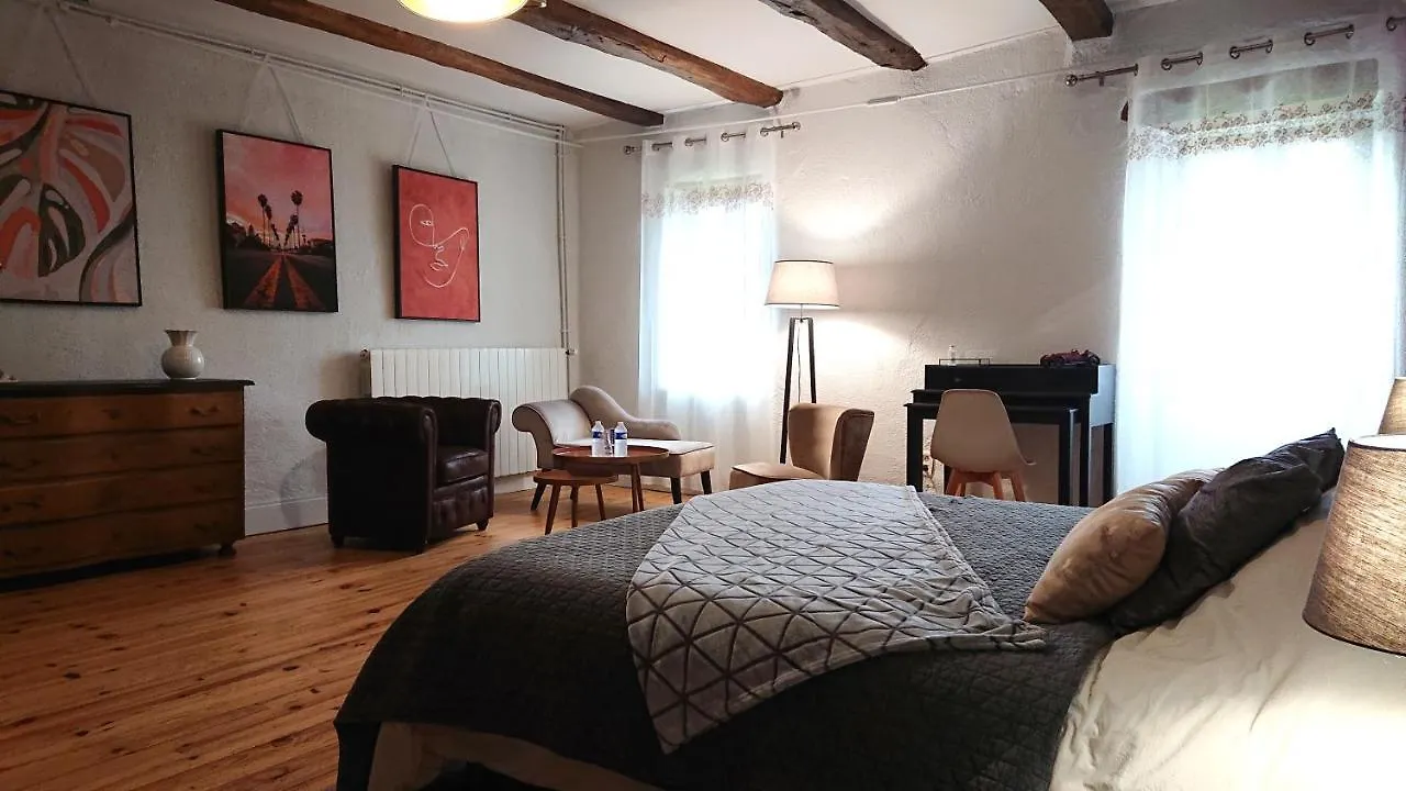 Couette-café Gîtes&Chambres d'hôtes Peyrecout Laparrouquial