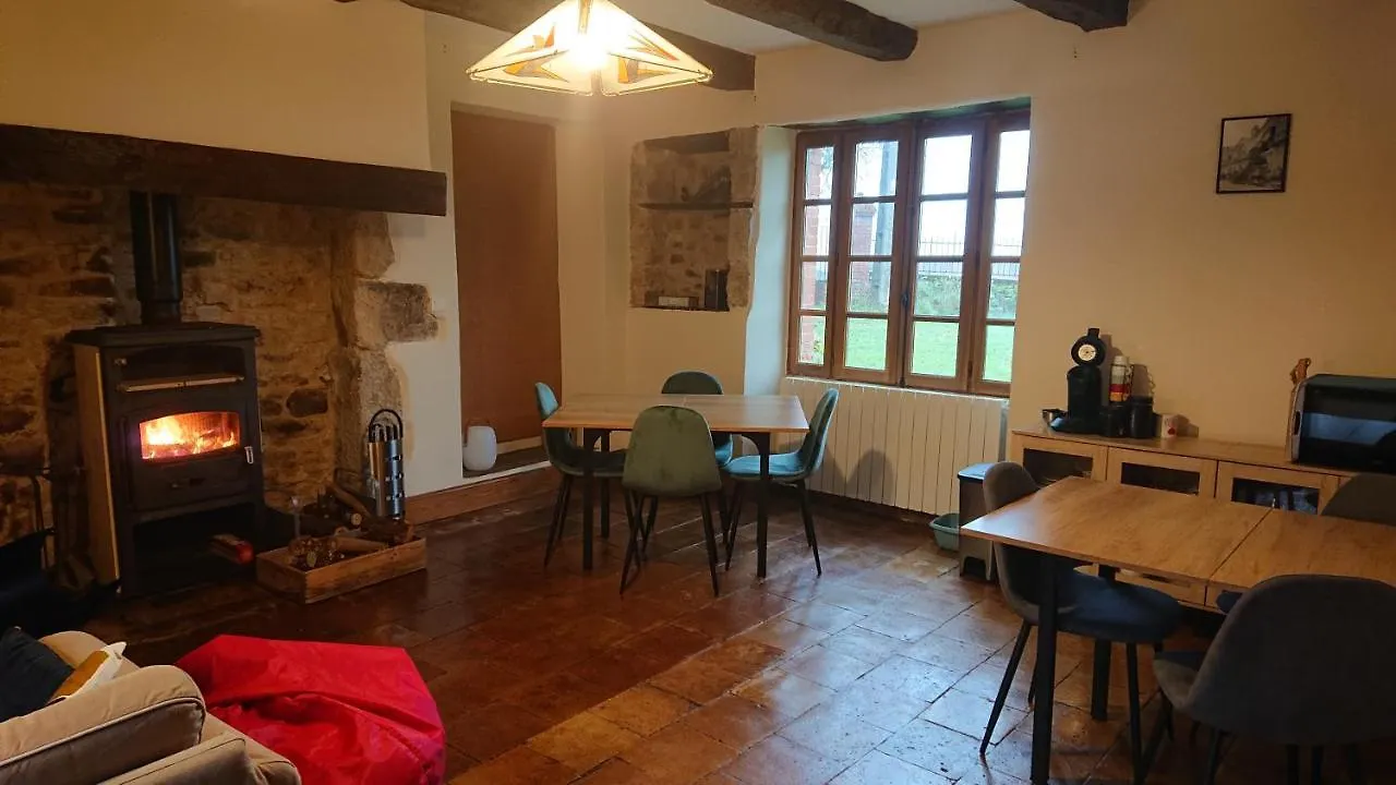Gîtes&Chambres d'hôtes Peyrecout Laparrouquial Couette-café
