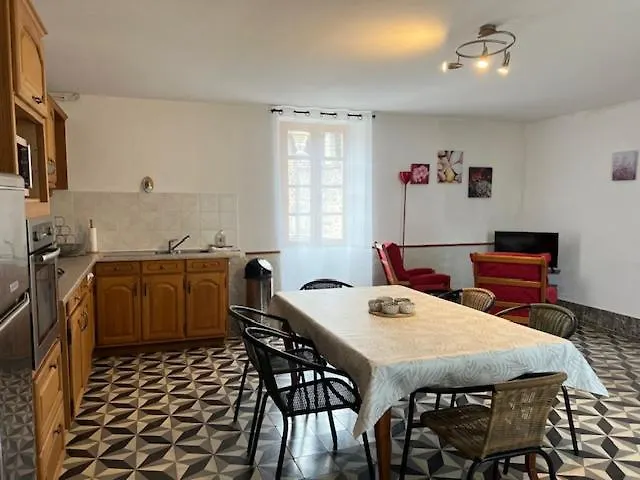 Gîtes&Chambres d'hôtes Peyrecout Laparrouquial