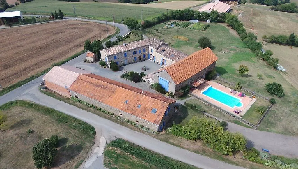 Gîtes&Chambres d'hôtes Peyrecout Laparrouquial